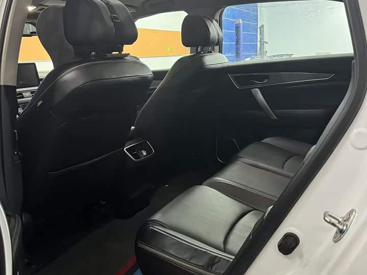 Фото 3 - Honda Avancier