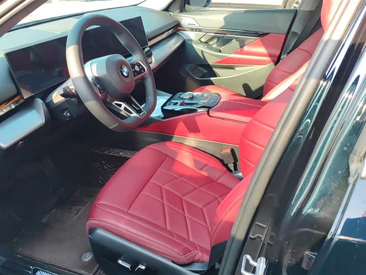 Фото 9 - BMW 5 Series