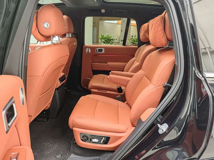 Фото 6 - LiXiang L8