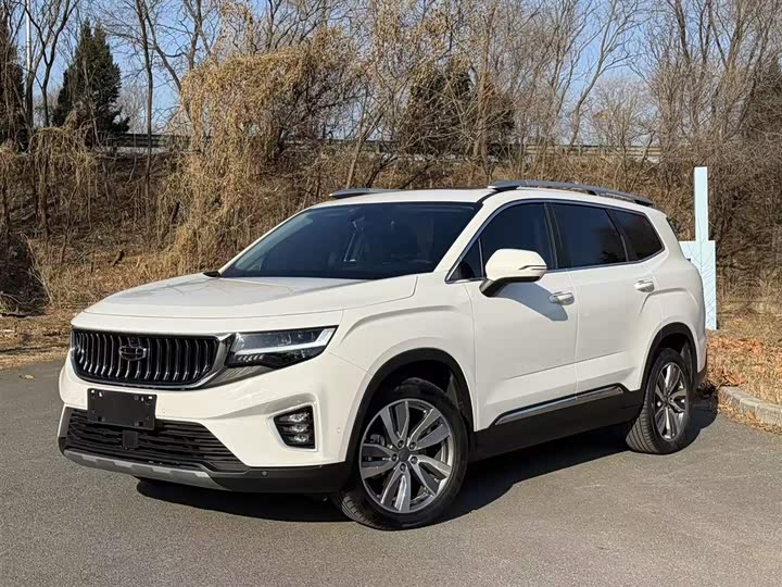 Фото 1 - Geely Okavango