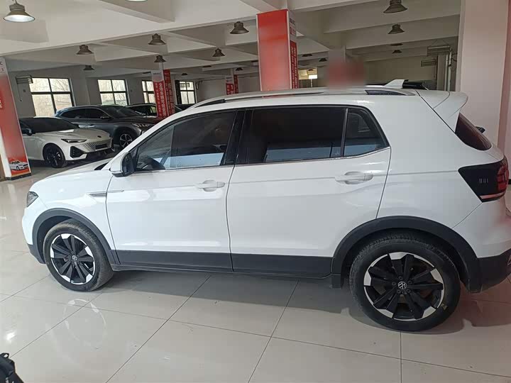 Фото 5 - Volkswagen Tacqua