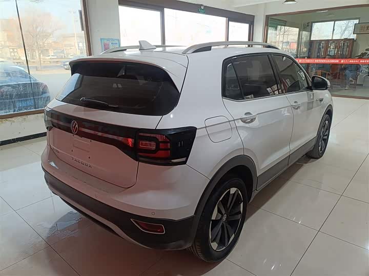 Фото 7 - Volkswagen Tacqua