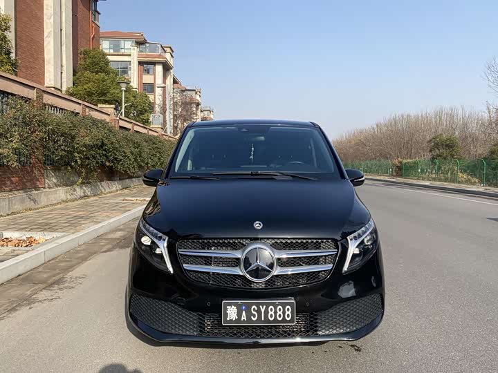 Фото 2 - Mercedes-Benz V-Class