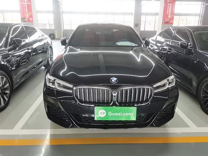 Фото 3 - BMW 5 Series