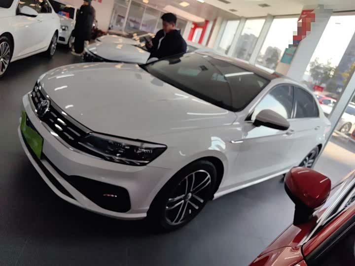 Фото 5 - Volkswagen Lamando L