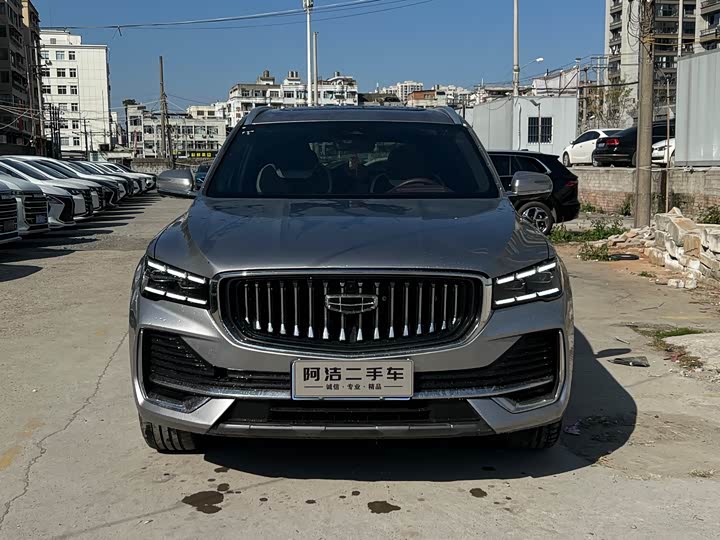 Фото 2 - Geely Monjaro