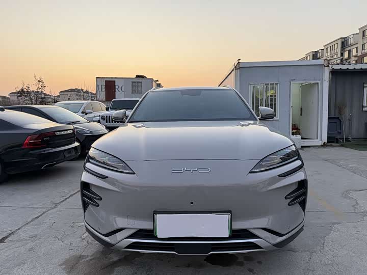 Фото 2 - BYD Song Plus Hybrid/EV