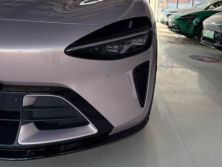 Фото 5 - Xiaomi YU7