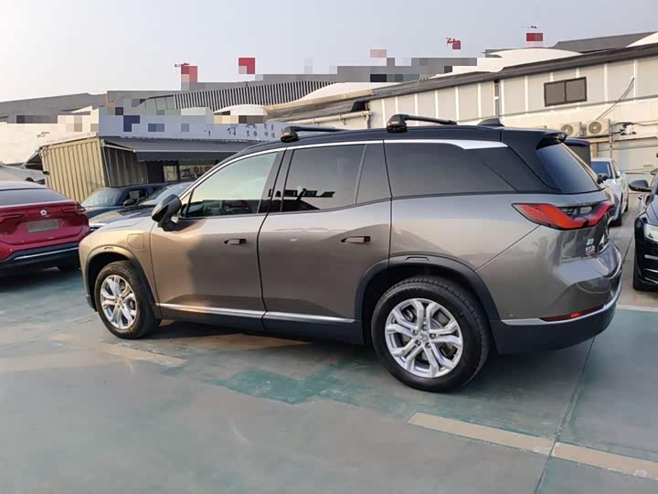 Фото 5 - Nio ES8