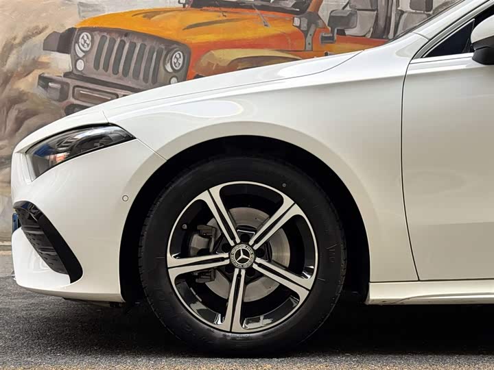 Фото 6 - Mercedes-Benz A-Class