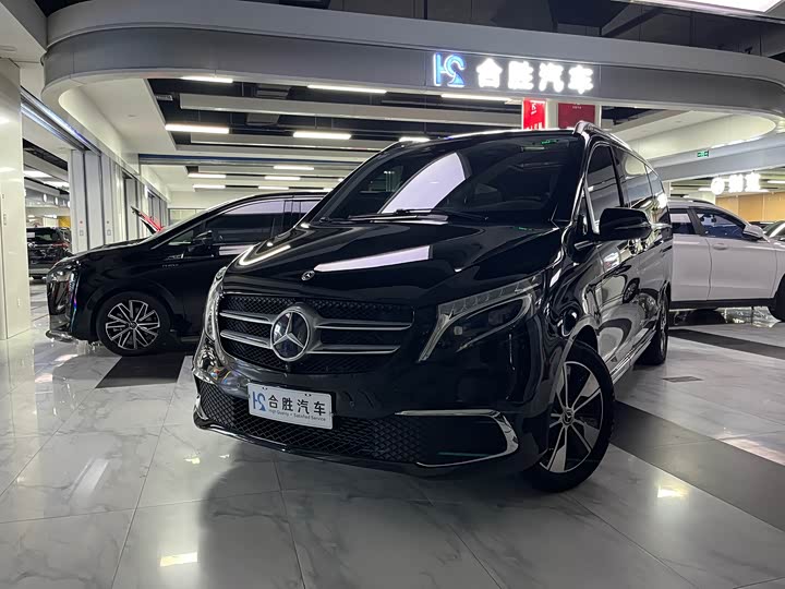 Фото 1 - Mercedes-Benz V-Class