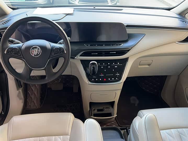 Фото 3 - Buick GL8 ES