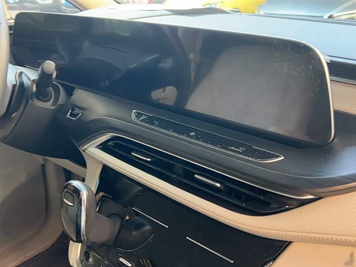 Фото 5 - Buick GL8 ES