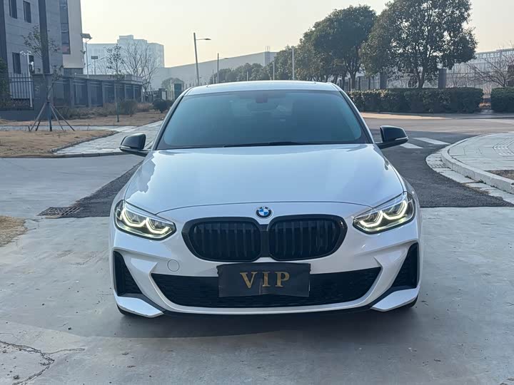 Фото 2 - BMW 1 Series