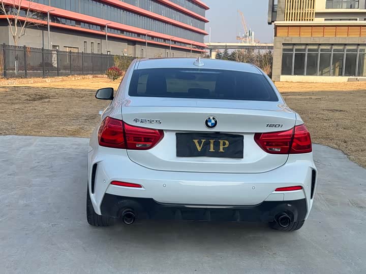 Фото 5 - BMW 1 Series