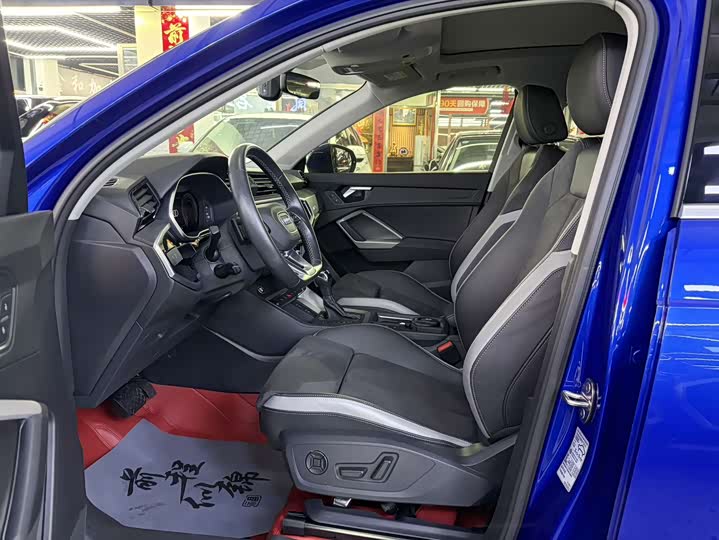 Фото 5 - Audi Q3