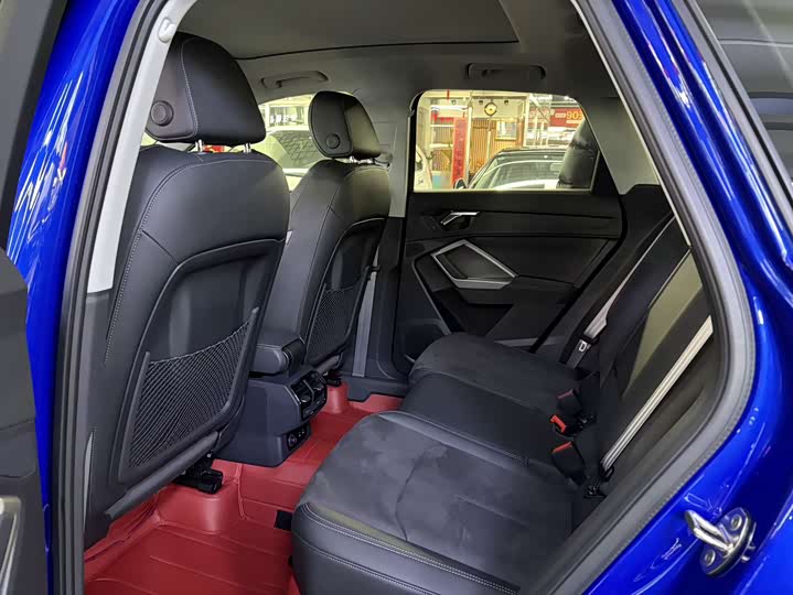 Фото 9 - Audi Q3