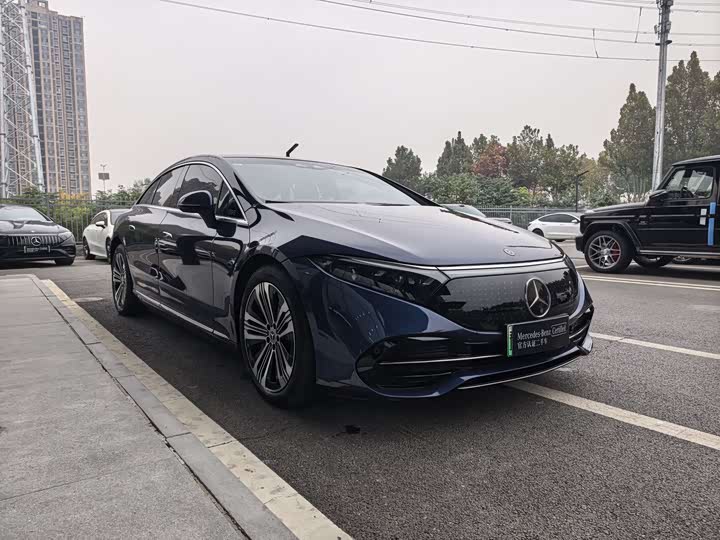 Фото 3 - Mercedes-Benz EQS