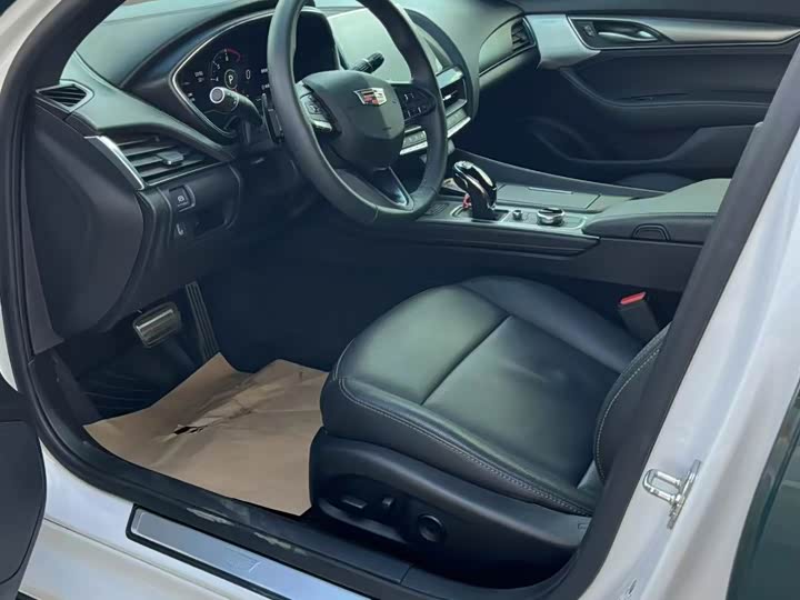 Фото 4 - Cadillac CT5