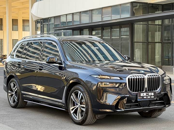 Фото 3 - BMW X7