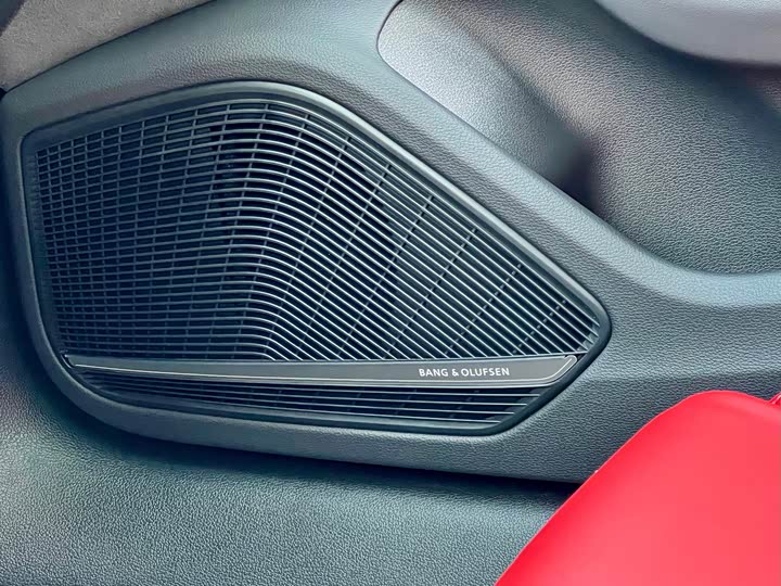 Фото 9 - Audi S4