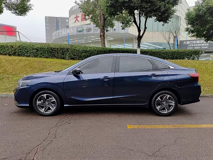 Фото 3 - Honda Envix