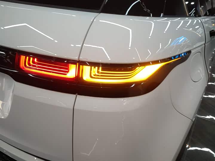 Фото 8 - Land Rover Range Rover Evoque L