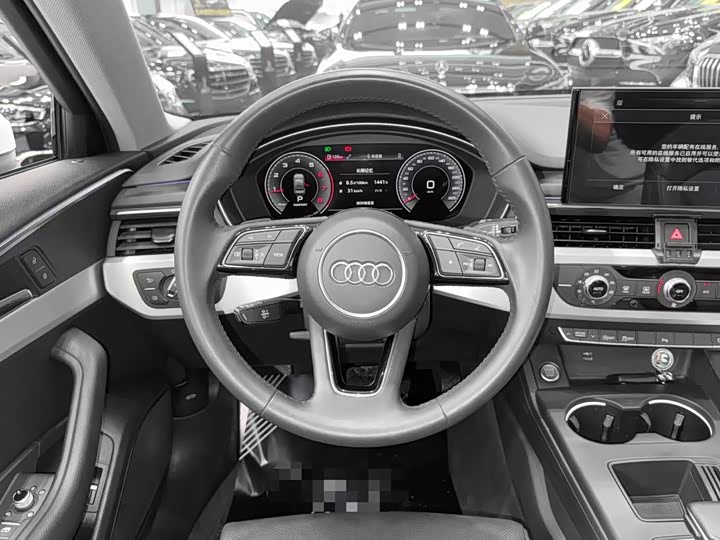 Фото 7 - Audi A4L