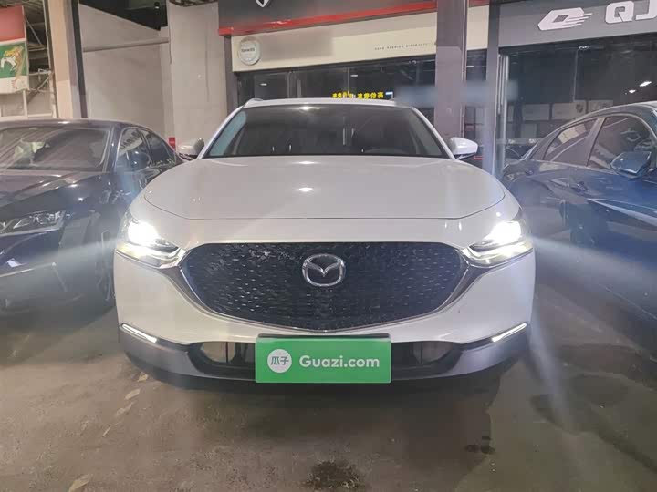 Фото 3 - Mazda CX-30