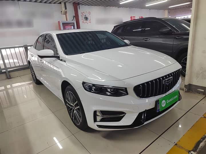 Фото 4 - Geely Preface