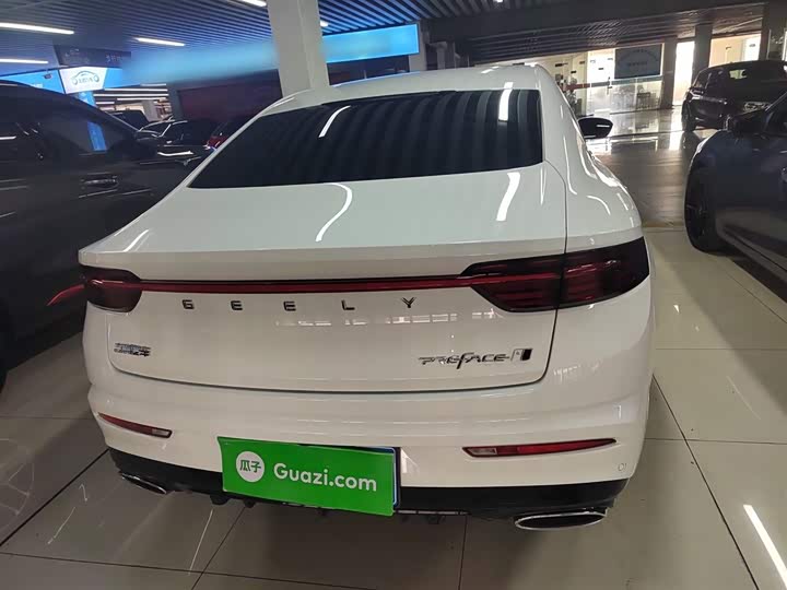 Фото 6 - Geely Preface