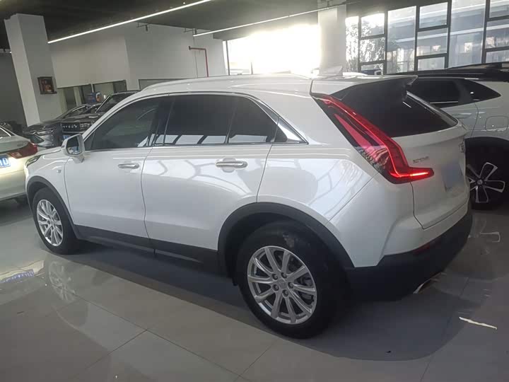 Фото 5 - Cadillac XT4