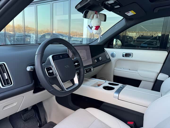 Фото 7 - LiXiang L7