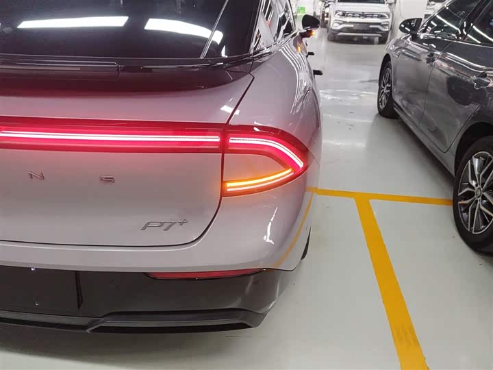 Фото 8 - XPeng F57