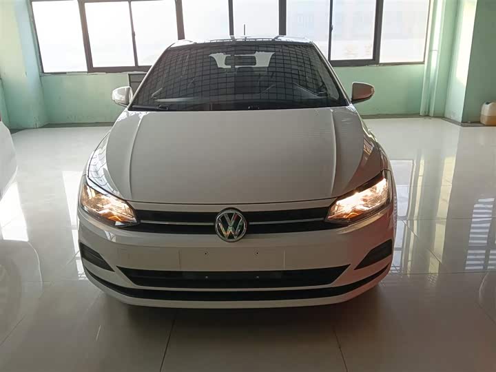 Фото 3 - Volkswagen Polo