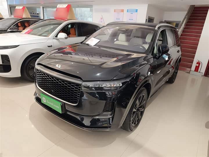 Фото 1 - LiXiang One