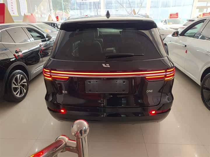 Фото 6 - LiXiang One