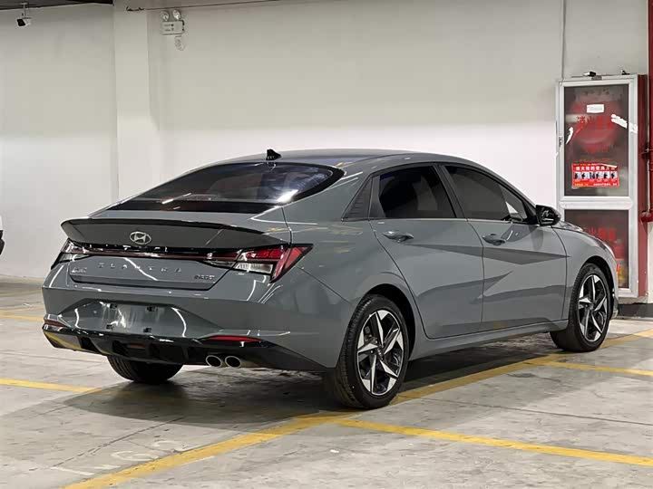 Фото 5 - Hyundai Elantra N line