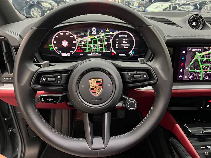 Фото 7 - Porsche Cayenne