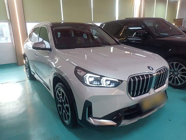 Фото 4 - BMW X1