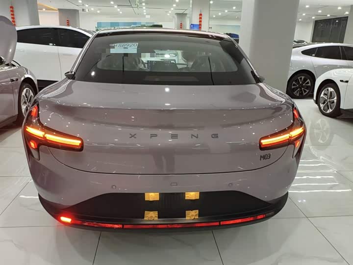 Фото 6 - XPeng Mona M03