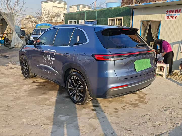 Фото 4 - Geely Galaxy Starship 7