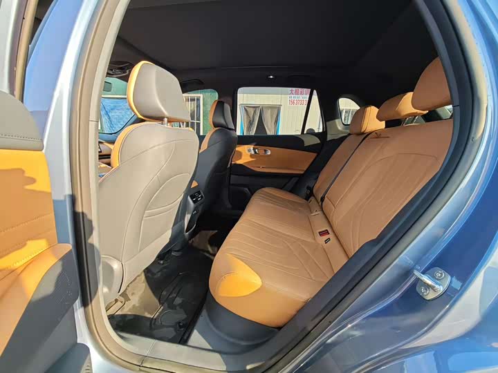 Фото 9 - Geely Galaxy Starship 7