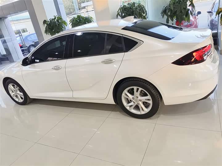 Фото 5 - Buick Regal