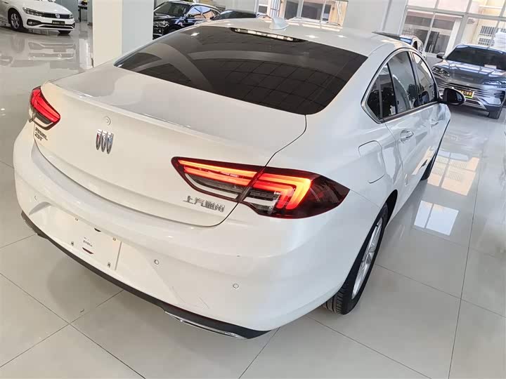 Фото 7 - Buick Regal