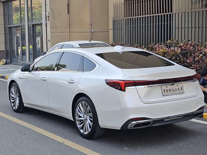 Фото 4 - Buick LaCrosse