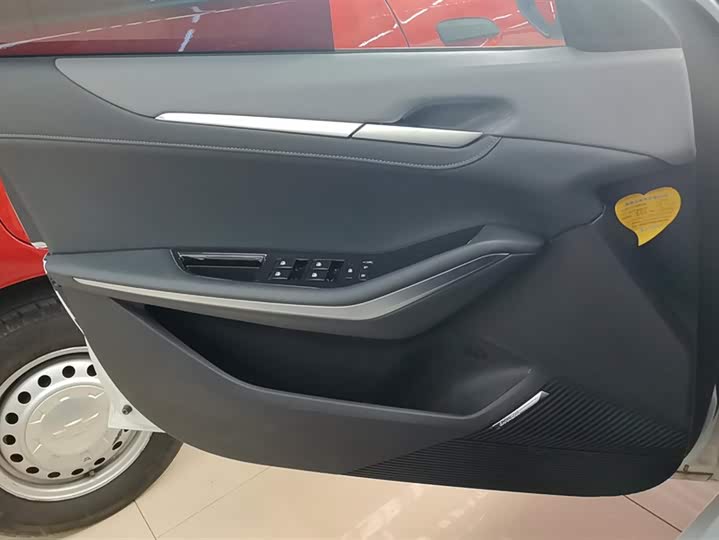 Фото 7 - Changan Raeton Plus