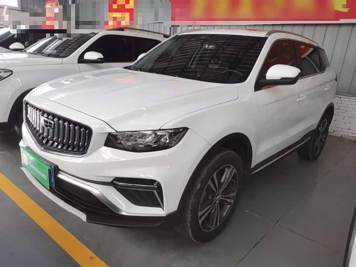 Фото 1 - Geely Atlas