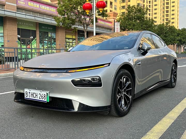 Фото 1 - XPeng P7