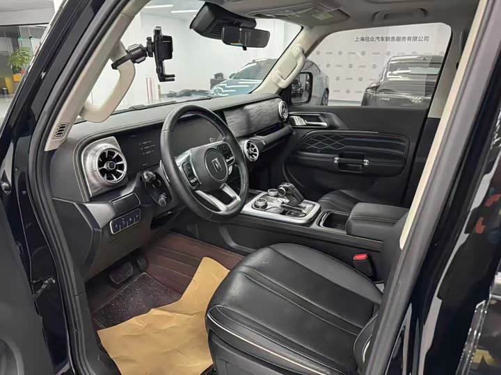 Фото 5 - Tank 300